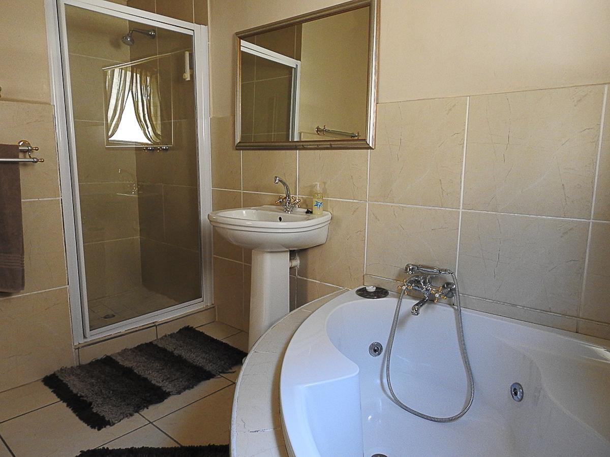 Mosselbay Backpackers Hostel Mossel Bay Exterior photo