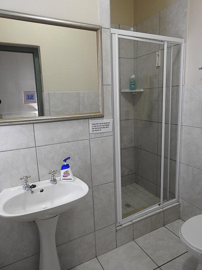 Mosselbay Backpackers Hostel Mossel Bay Exterior photo
